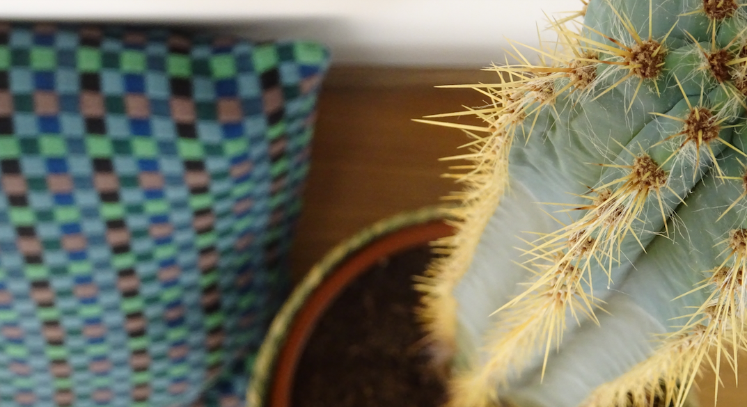 Cushion woven cotton