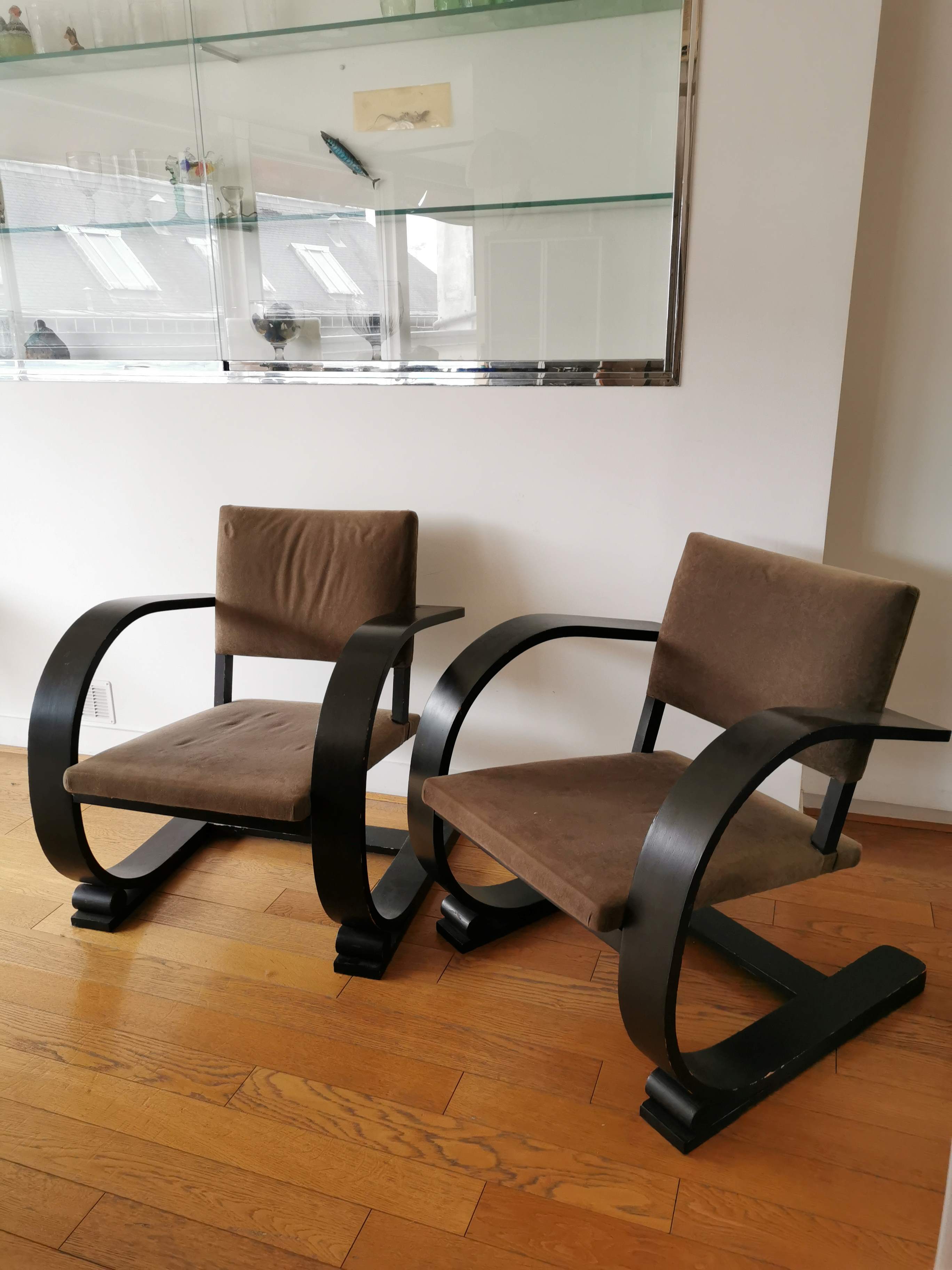 Paire de fauteuils Vibo circa 1950