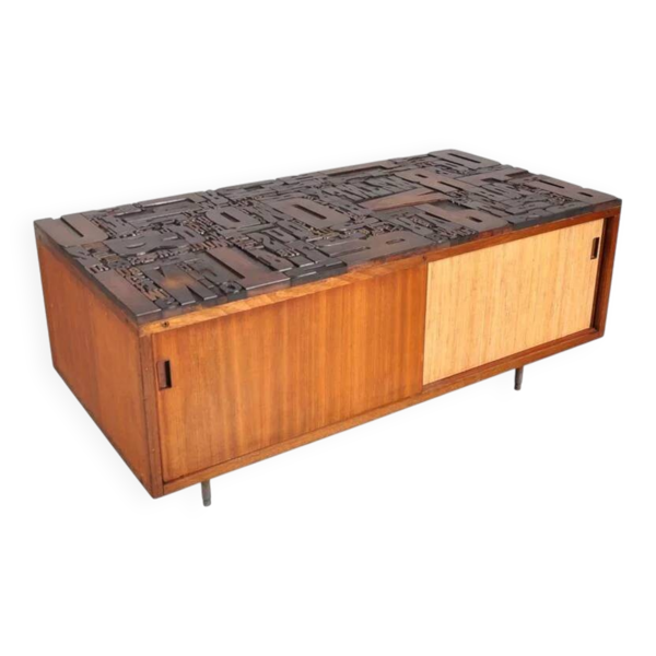 Buffet sur mesure des années 1950, Belgique