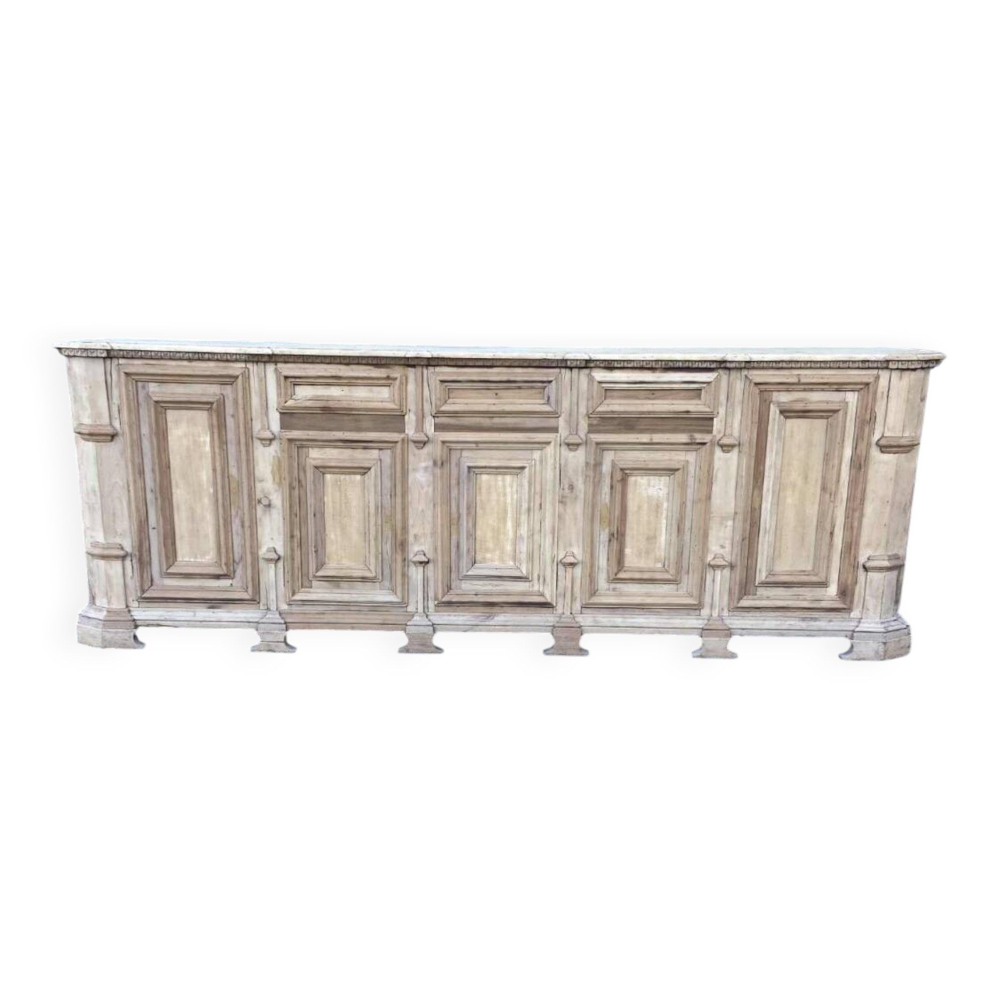 Bar / comptoir en bois brut