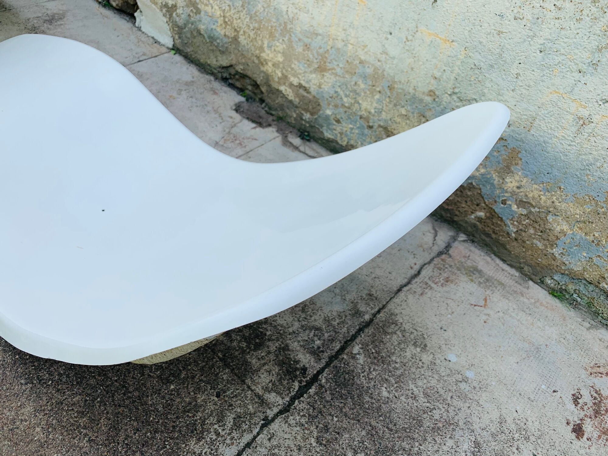 Pair of Eurolax R1 sunbeds by Charles Zublena