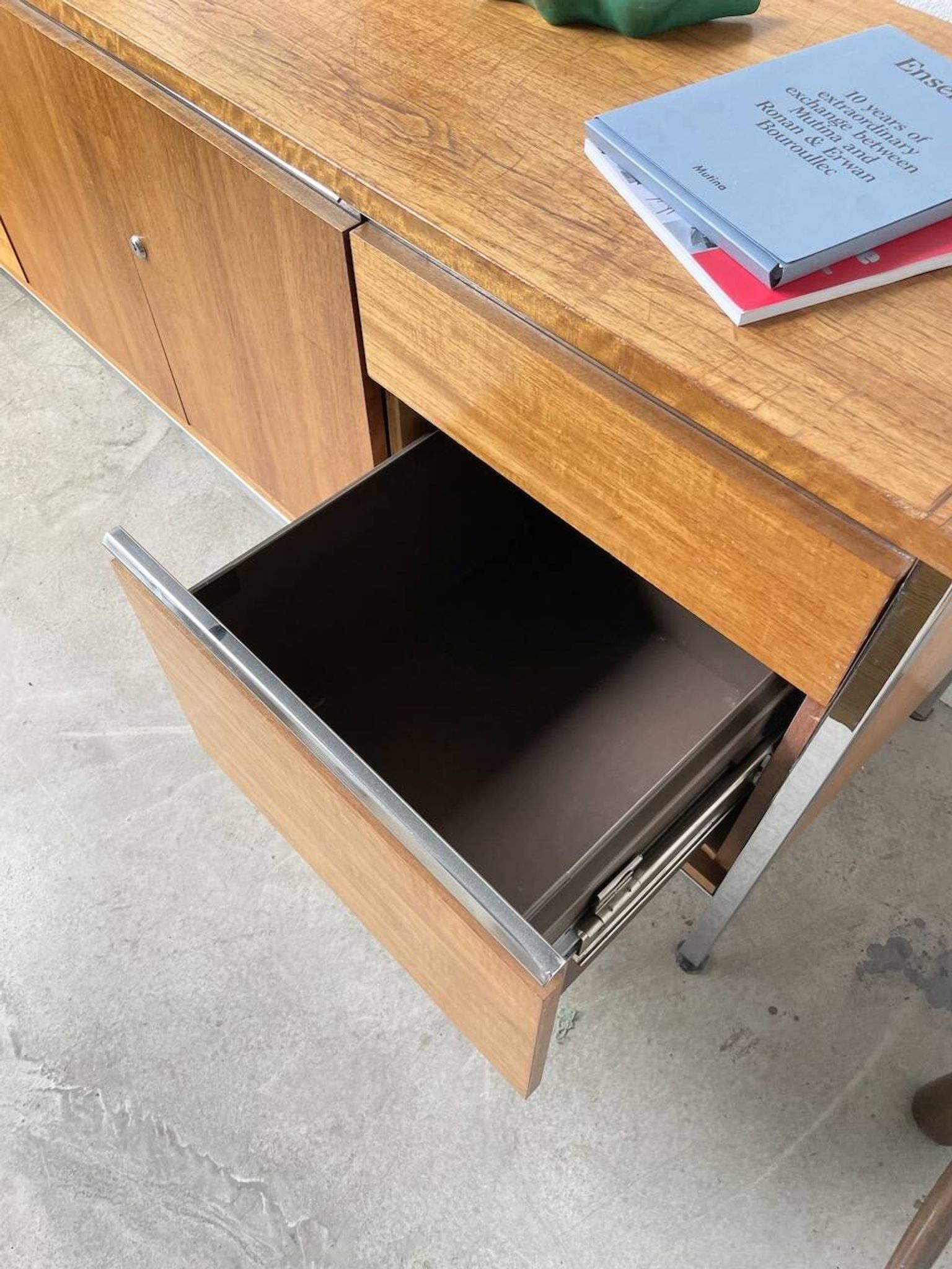 1960s modernist enfilade