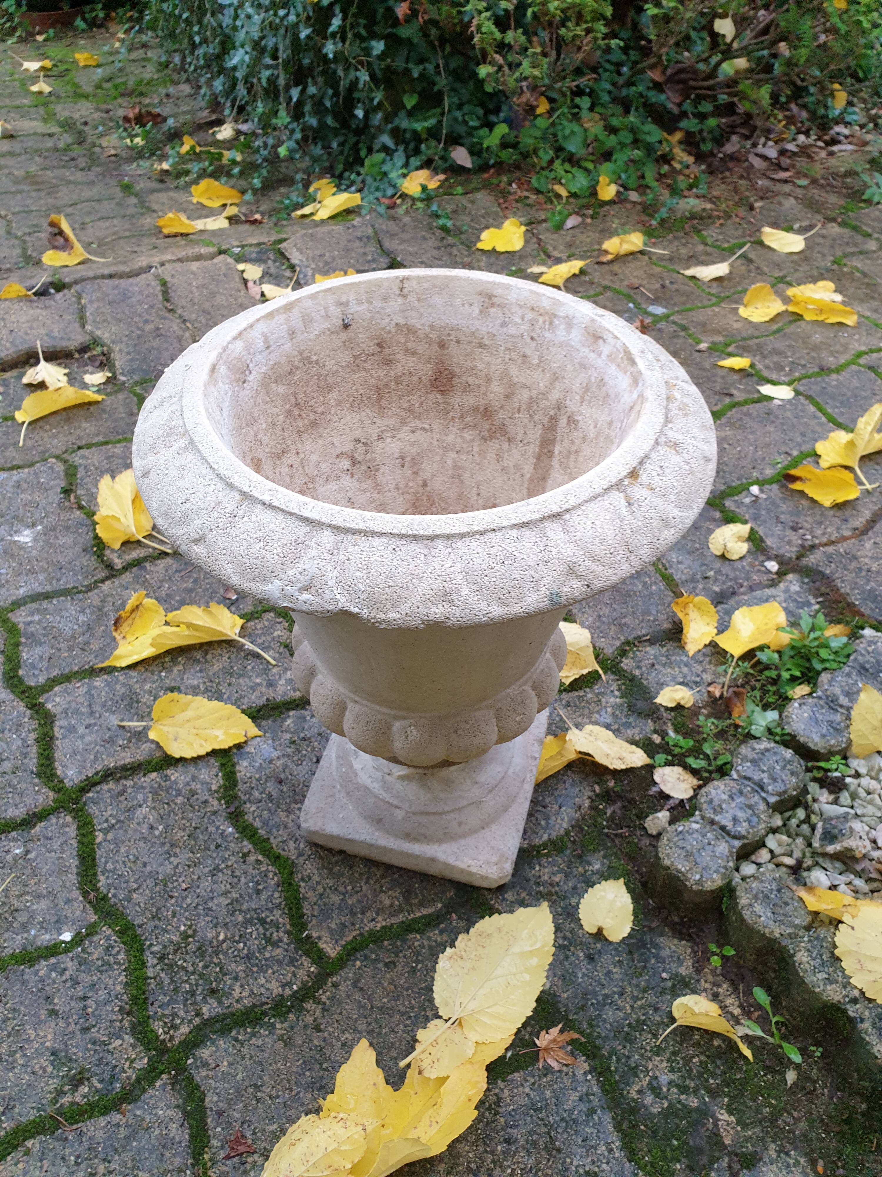 Medici in reconstituted stone Grandon