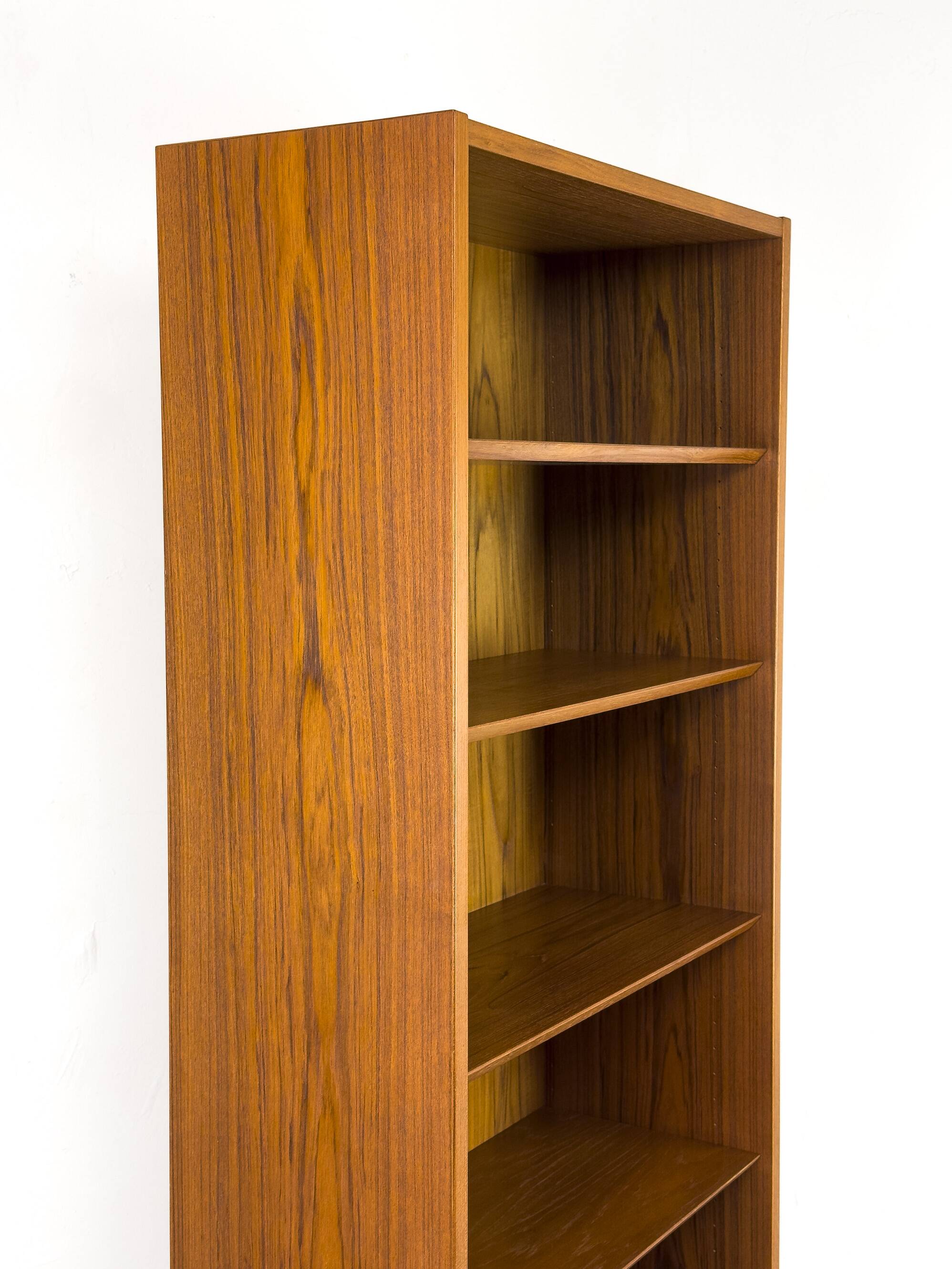 Vintage Teak Bookshelf by Carlo Jensen for Hundevad & Co., 1960s