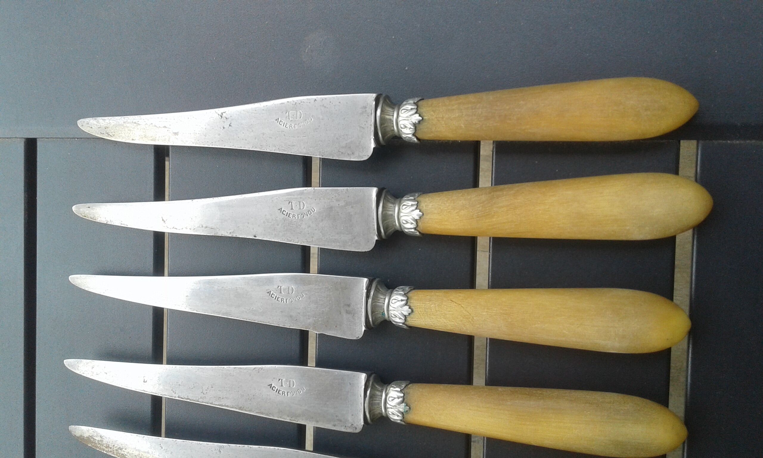 12 old knives. Steel