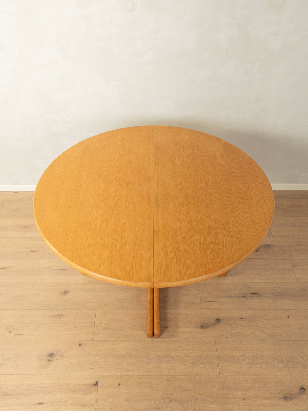 Classic extendable dining table with two extension leaves by Karl Erik Ekselius from the 1960s
