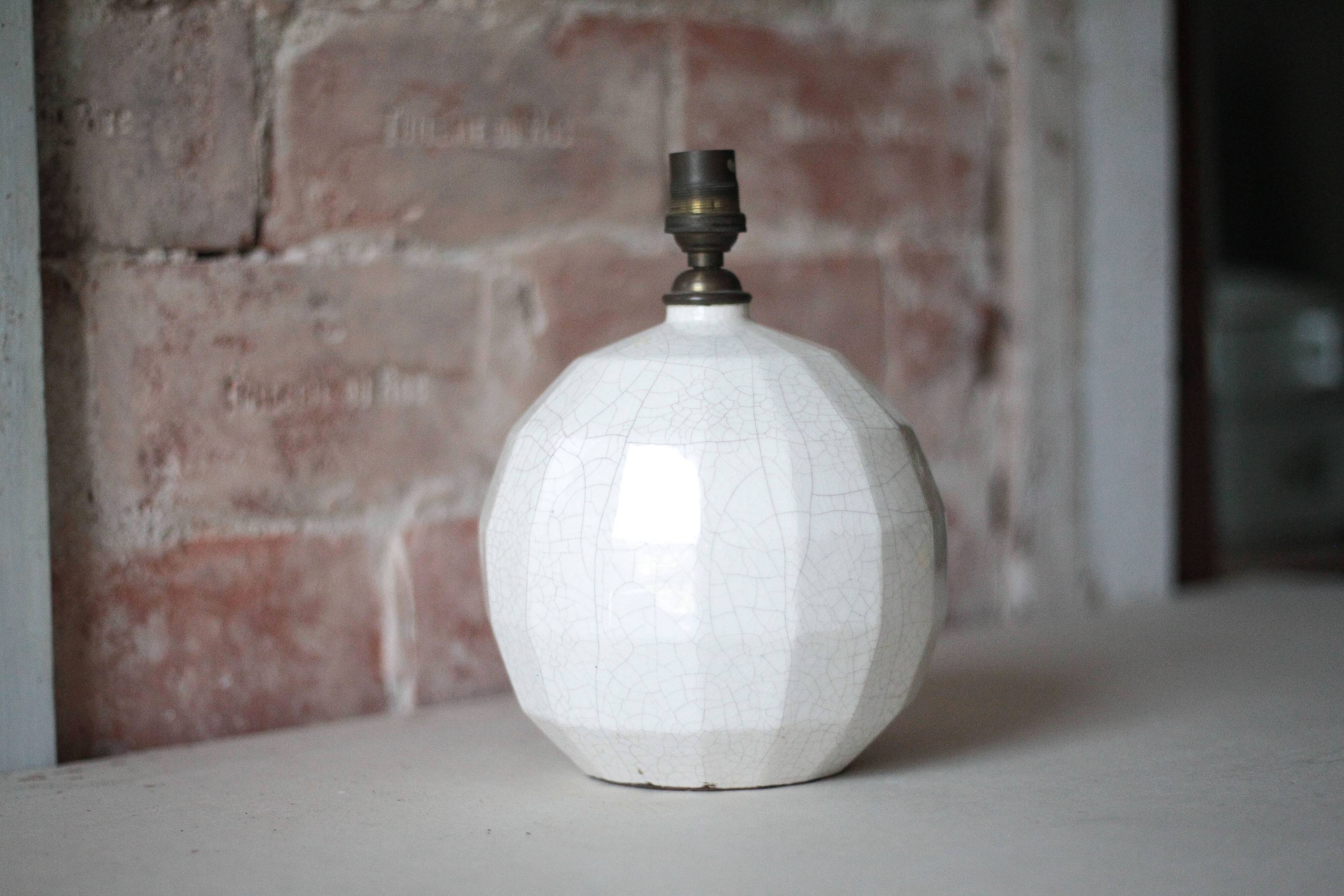 Cracked ceramic Art Deco lamp, table lamp, geometric design.