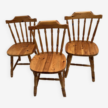 3 western country type pine chairs 1970 turned wood