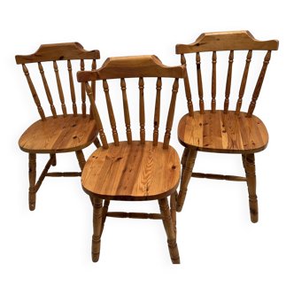 3 western country type pine chairs 1970 turned wood