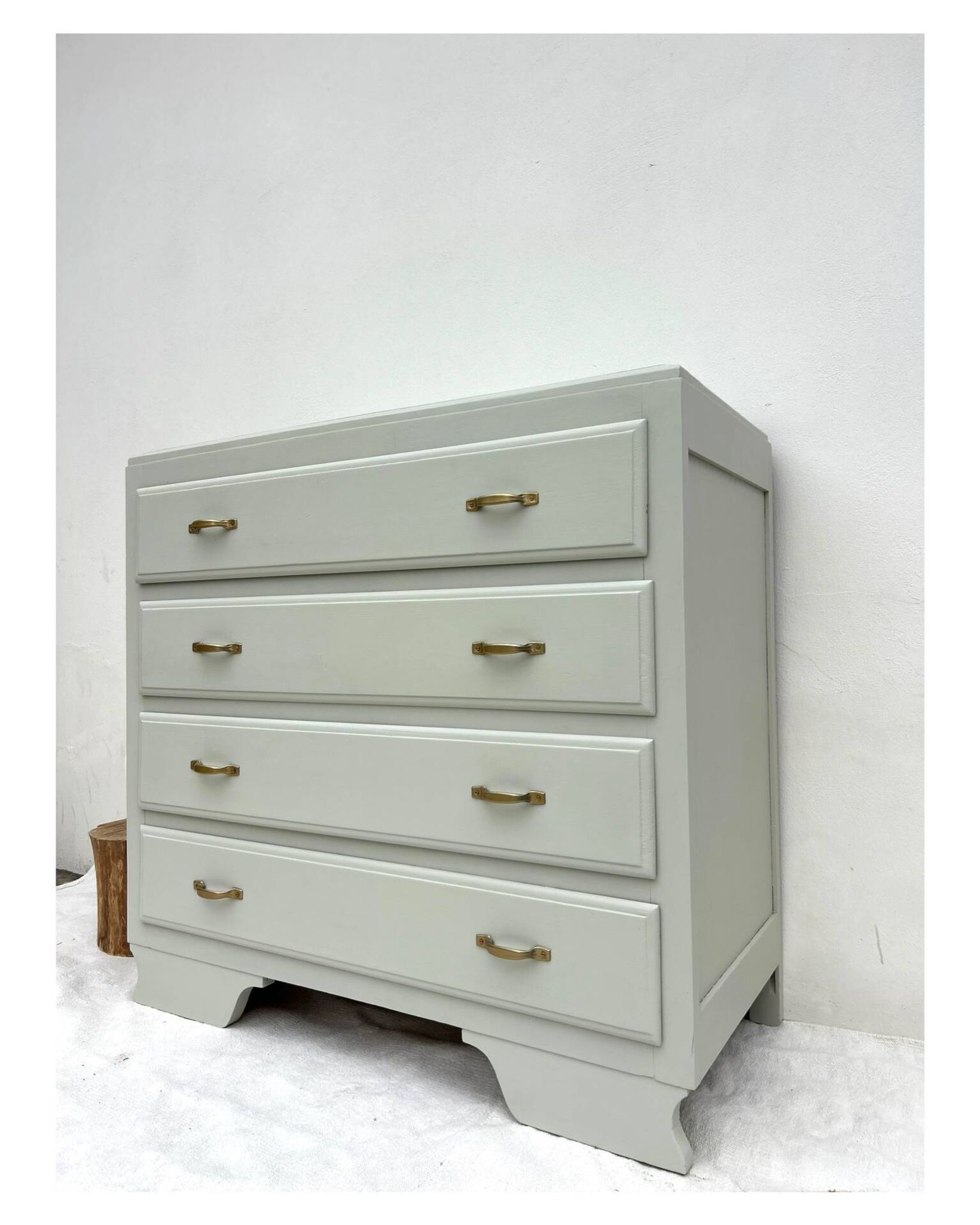 Renovated vintage chest of drawers