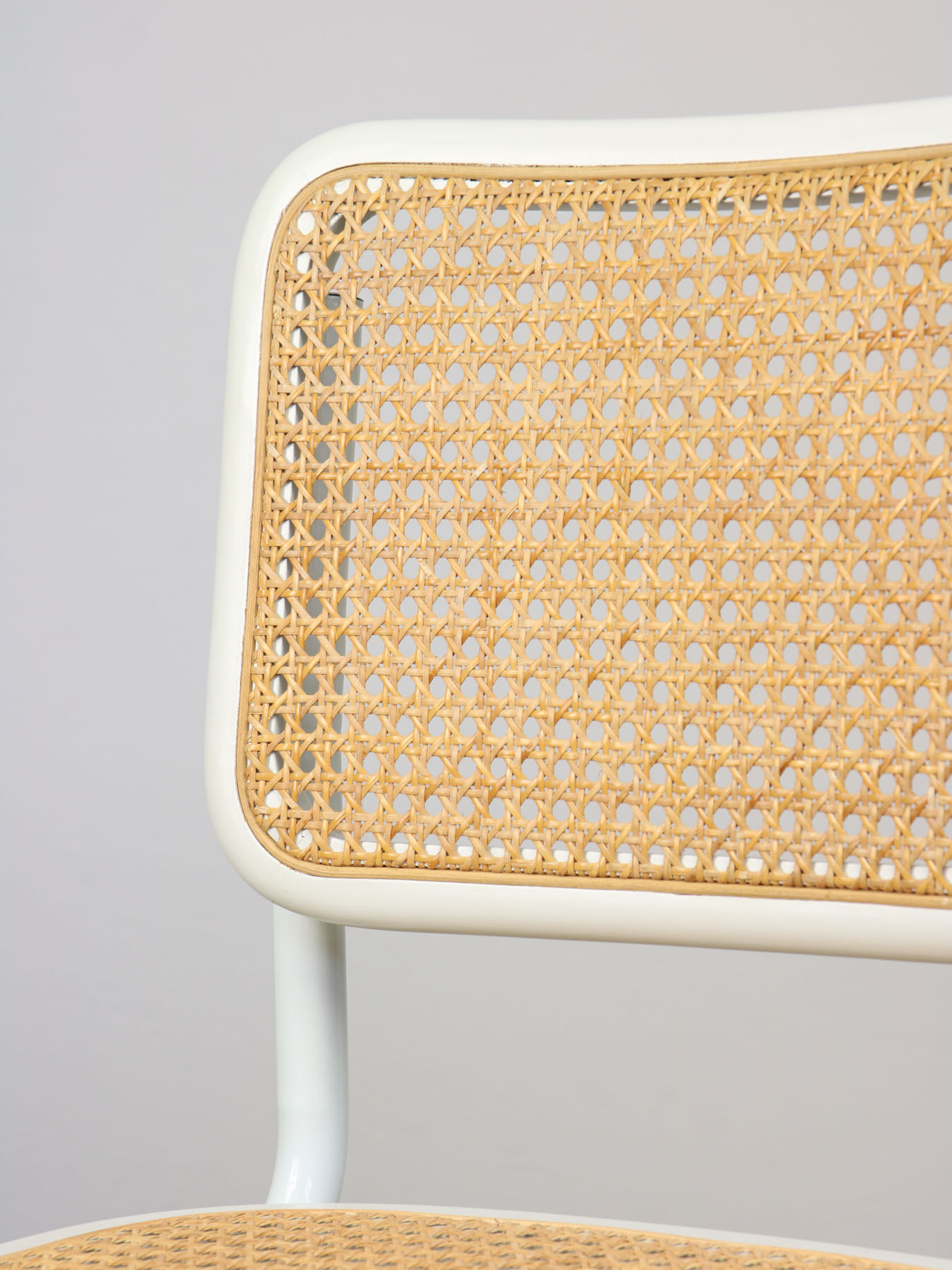 Vintage white B32 Cesca chair by Marcel Breuer, 90s