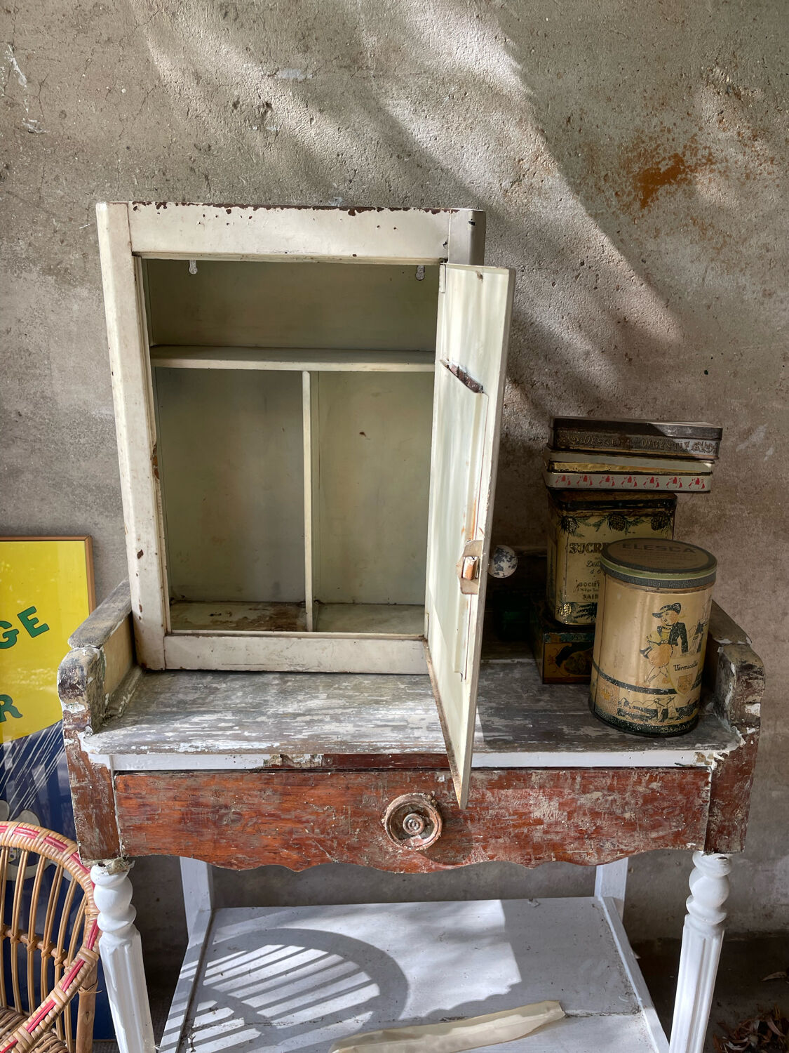 Medicine cabinet