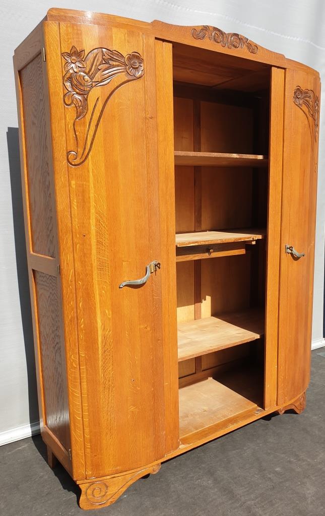 Library Art Deco cabinet curved lines L155