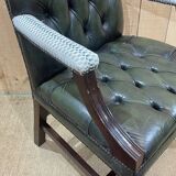 Fauteuil Chesterfield anglais des années 70