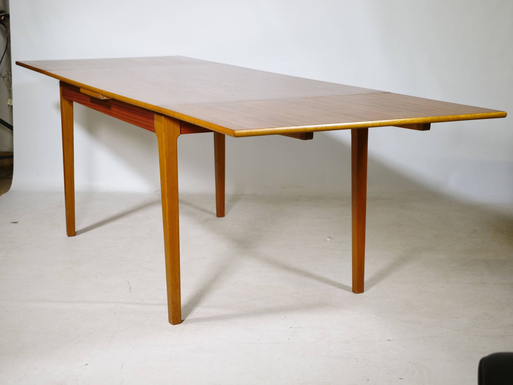 Extending Danish Mid-Century Teak Dining Table, 1960s