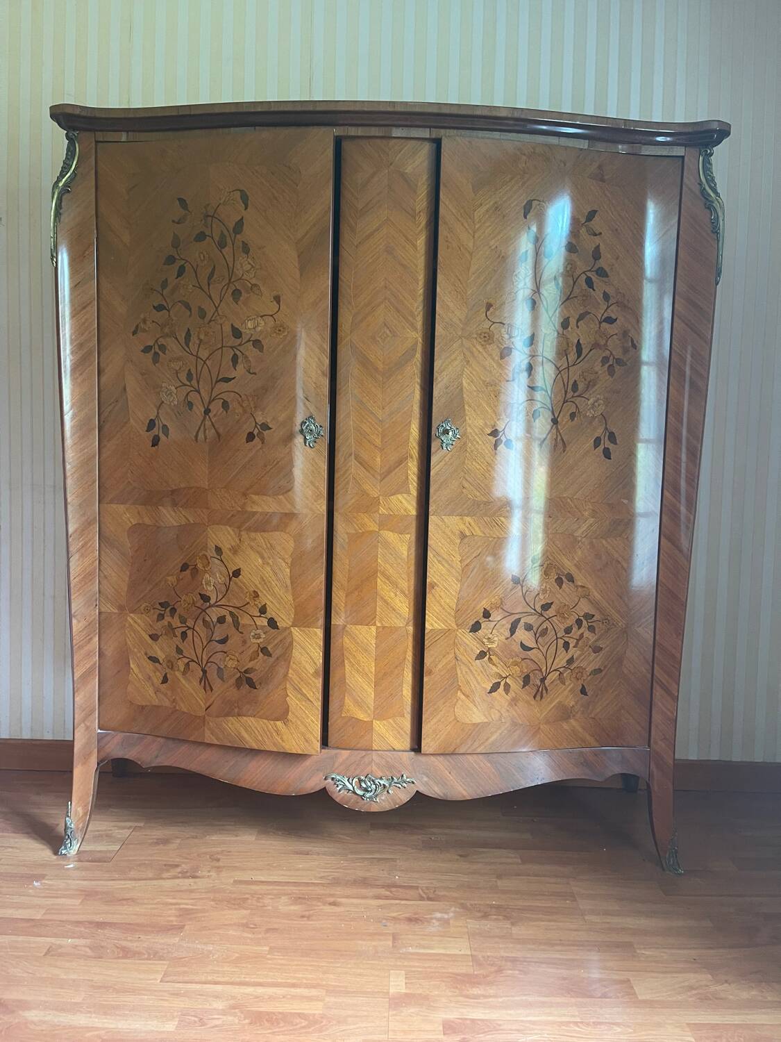 Rosewood/Marquetry Cabinet