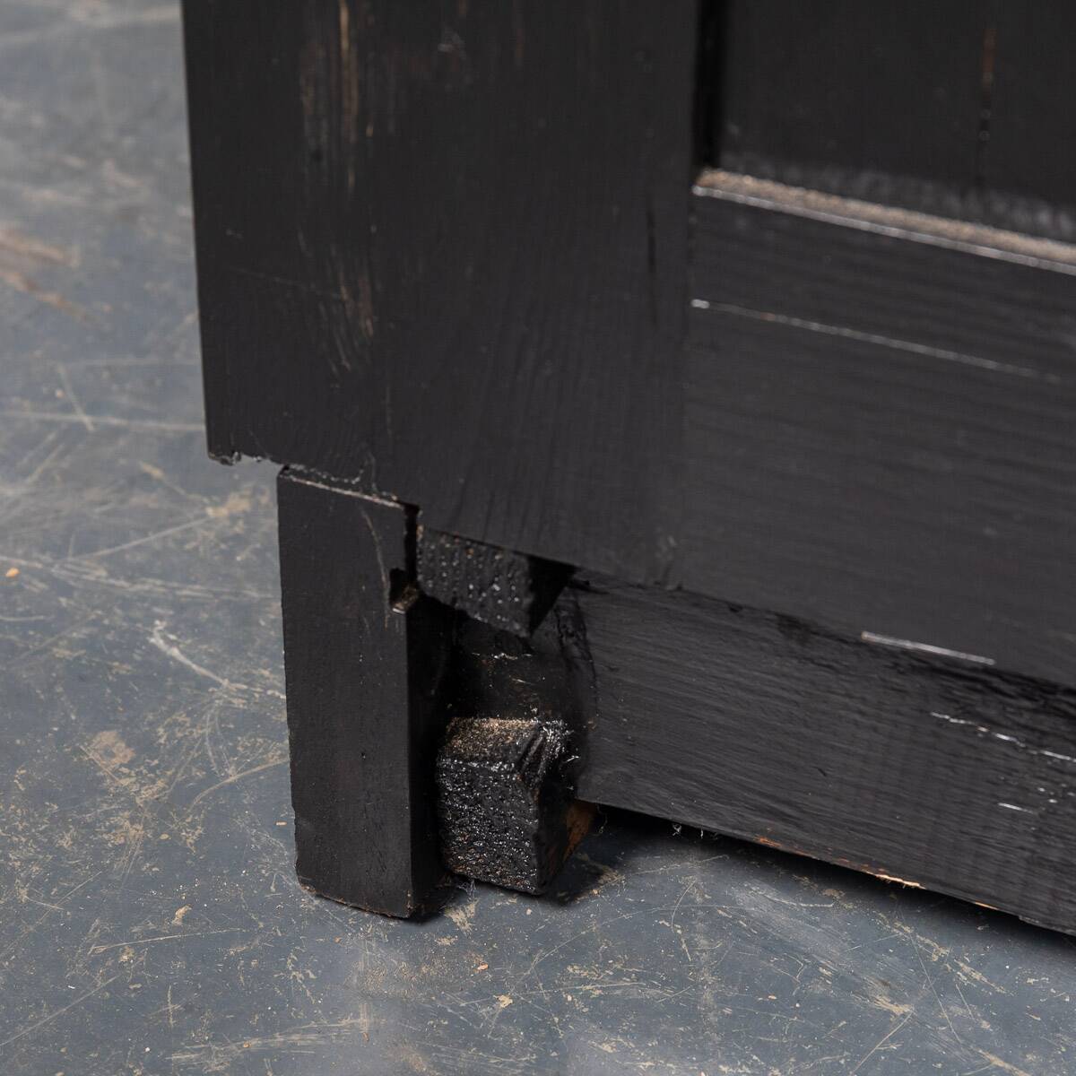 Antique 20thc italian ebonised chest of drawers with display top c.1930