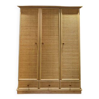 3 door wardrobe