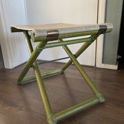Tabouret pliable vintage Regency en hêtre italien et cuir