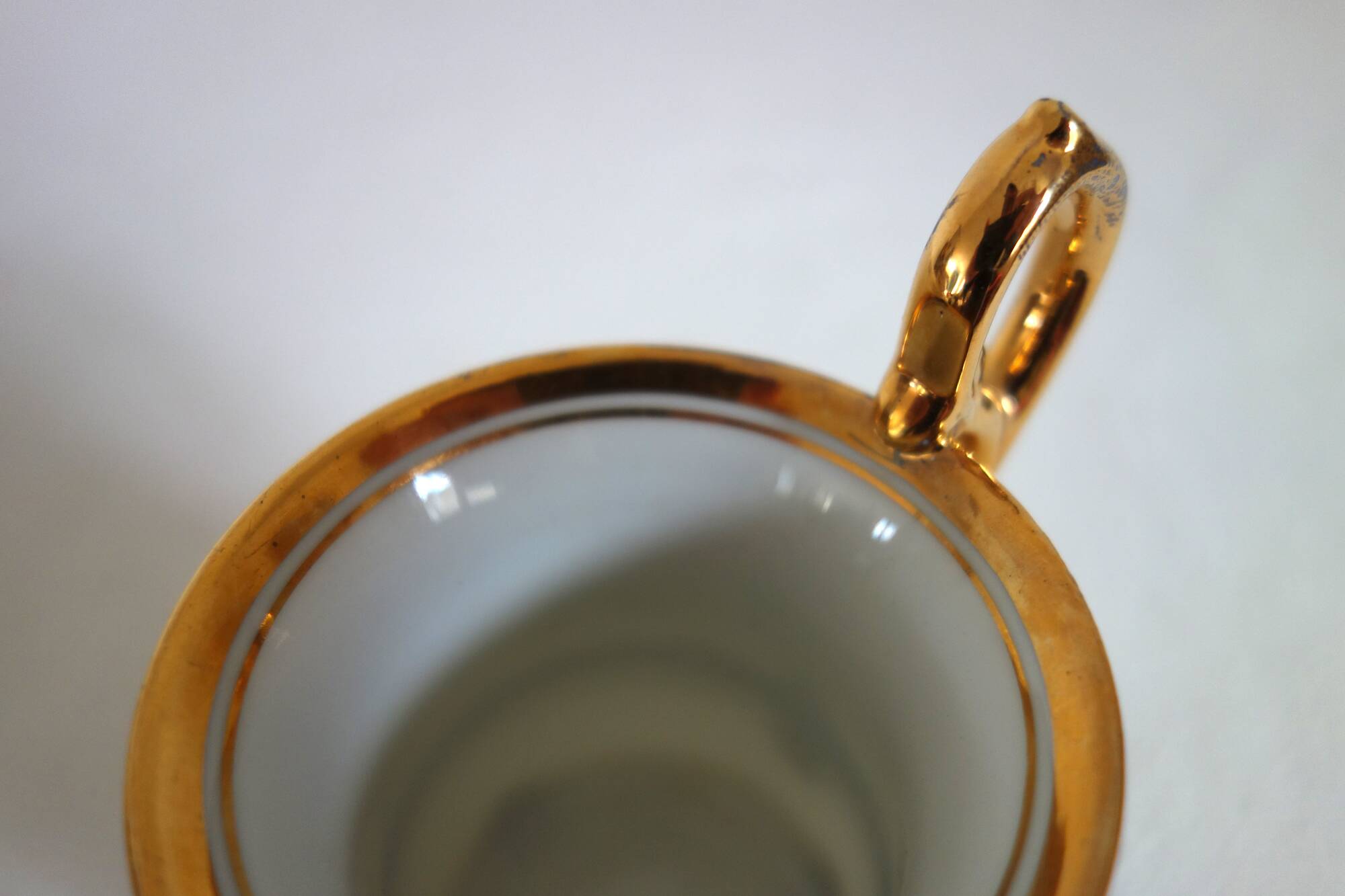 Pair of Japanese porcelain cups and saucers by Ohashi China