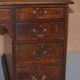 Bureau partenaire double face à deux caissons Gillows Lancaster chêne moucheté