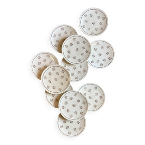 Lot de 11 assiettes à - porcelaine