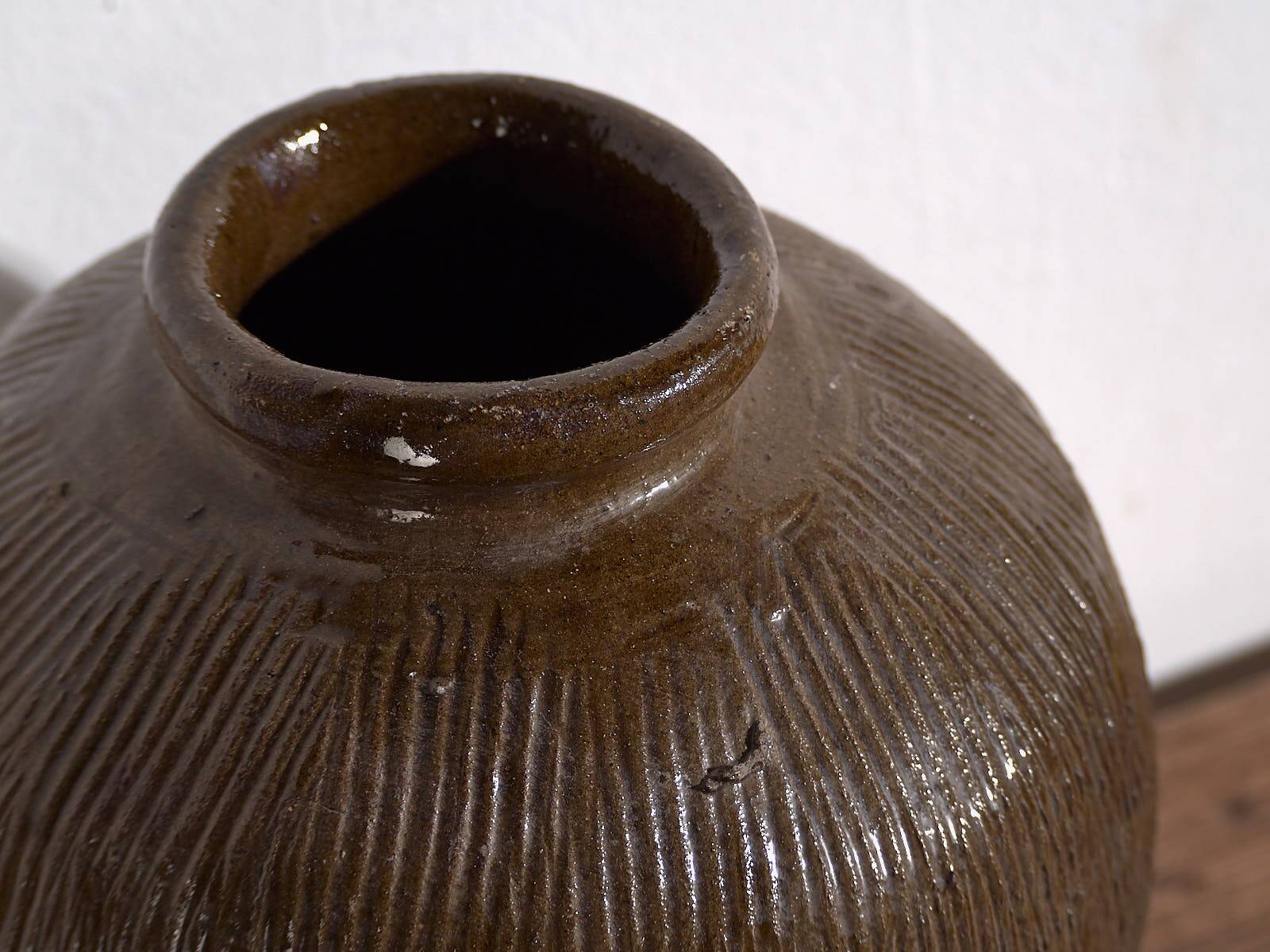 Antique Chinese glazed ceramic vase (c.1900)