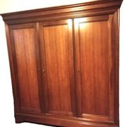 Armoire en merisier style Louis Philippe