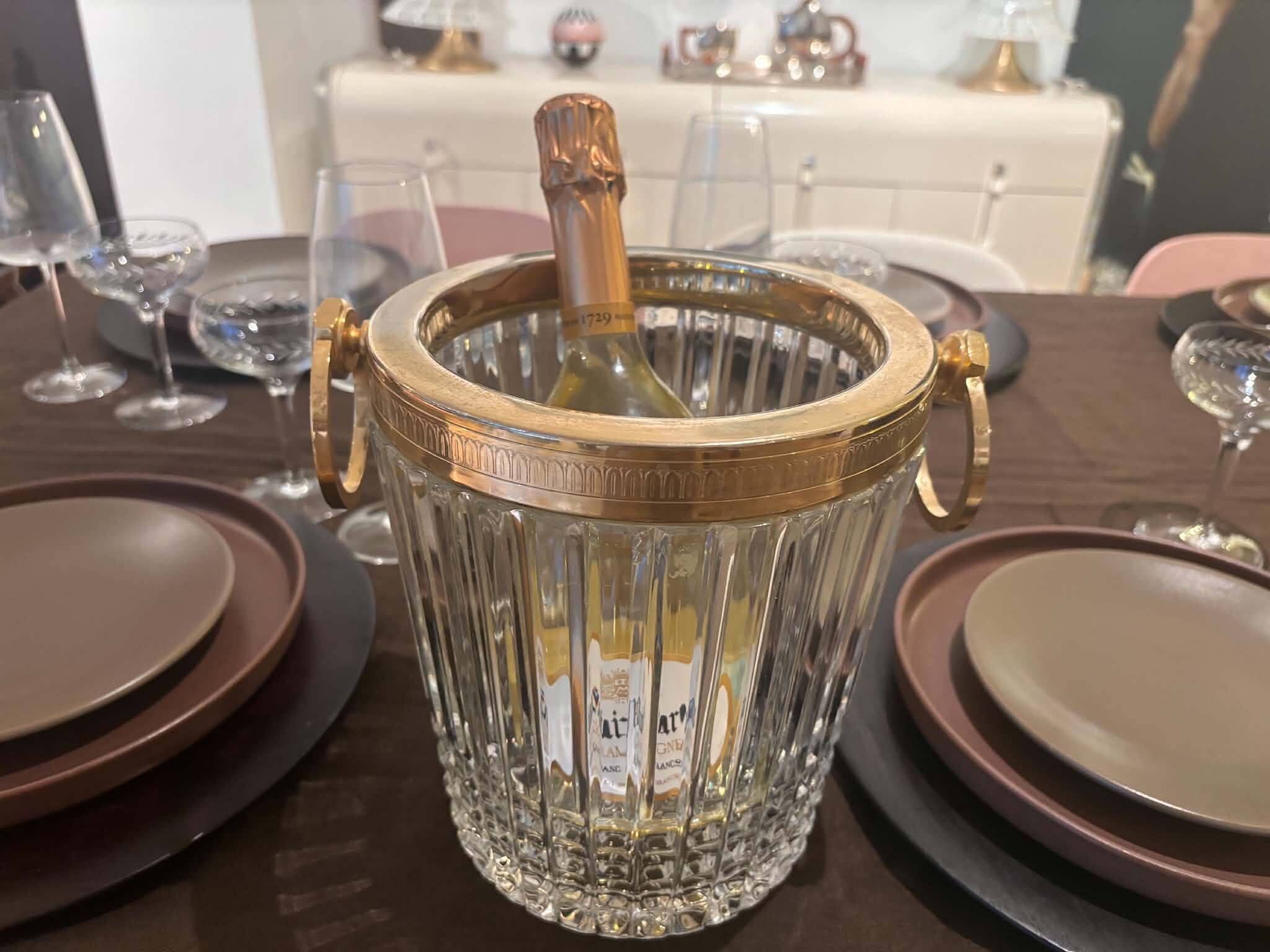 Champagne bucket