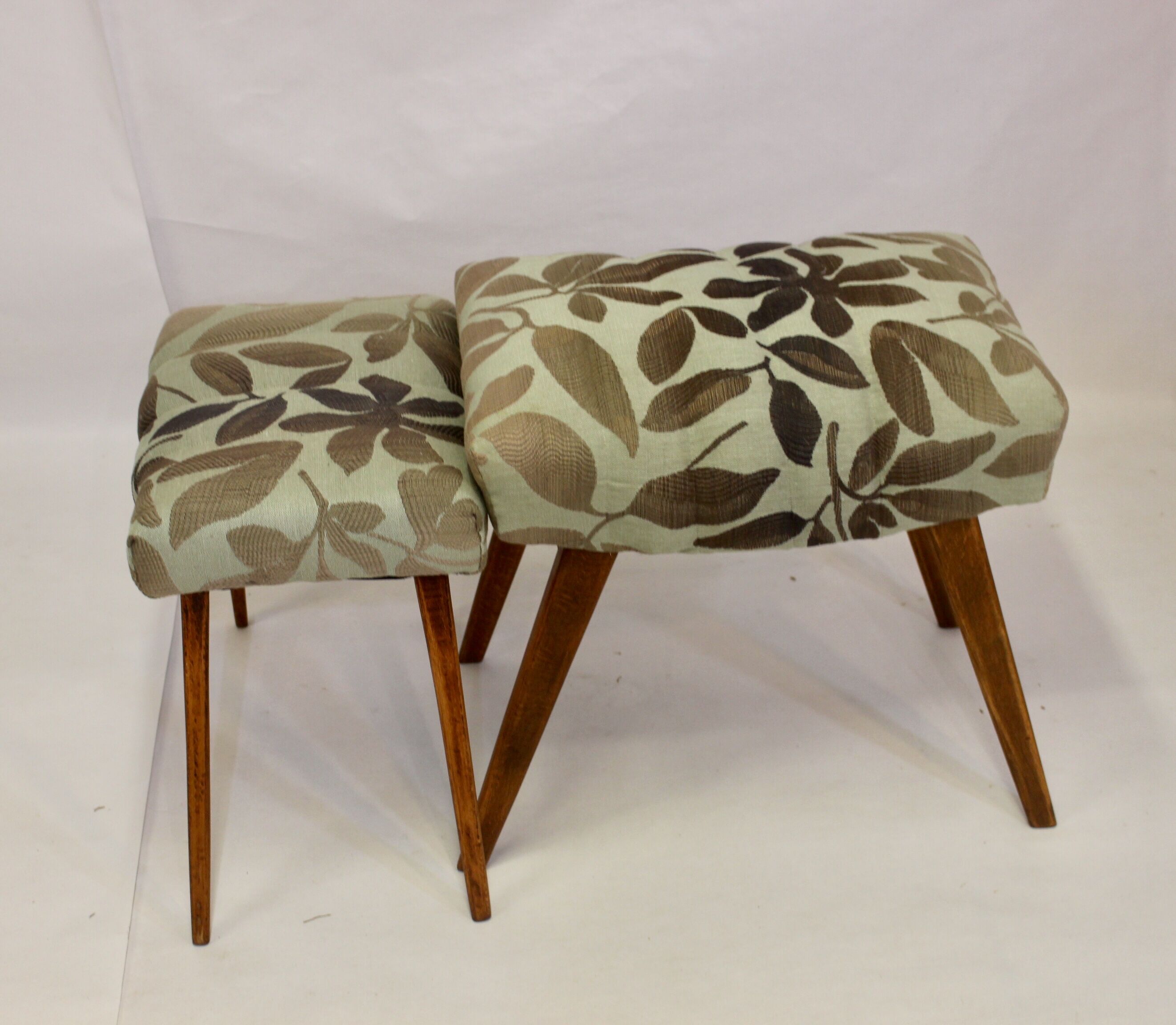 Duo of stools in 50s beech fully restored