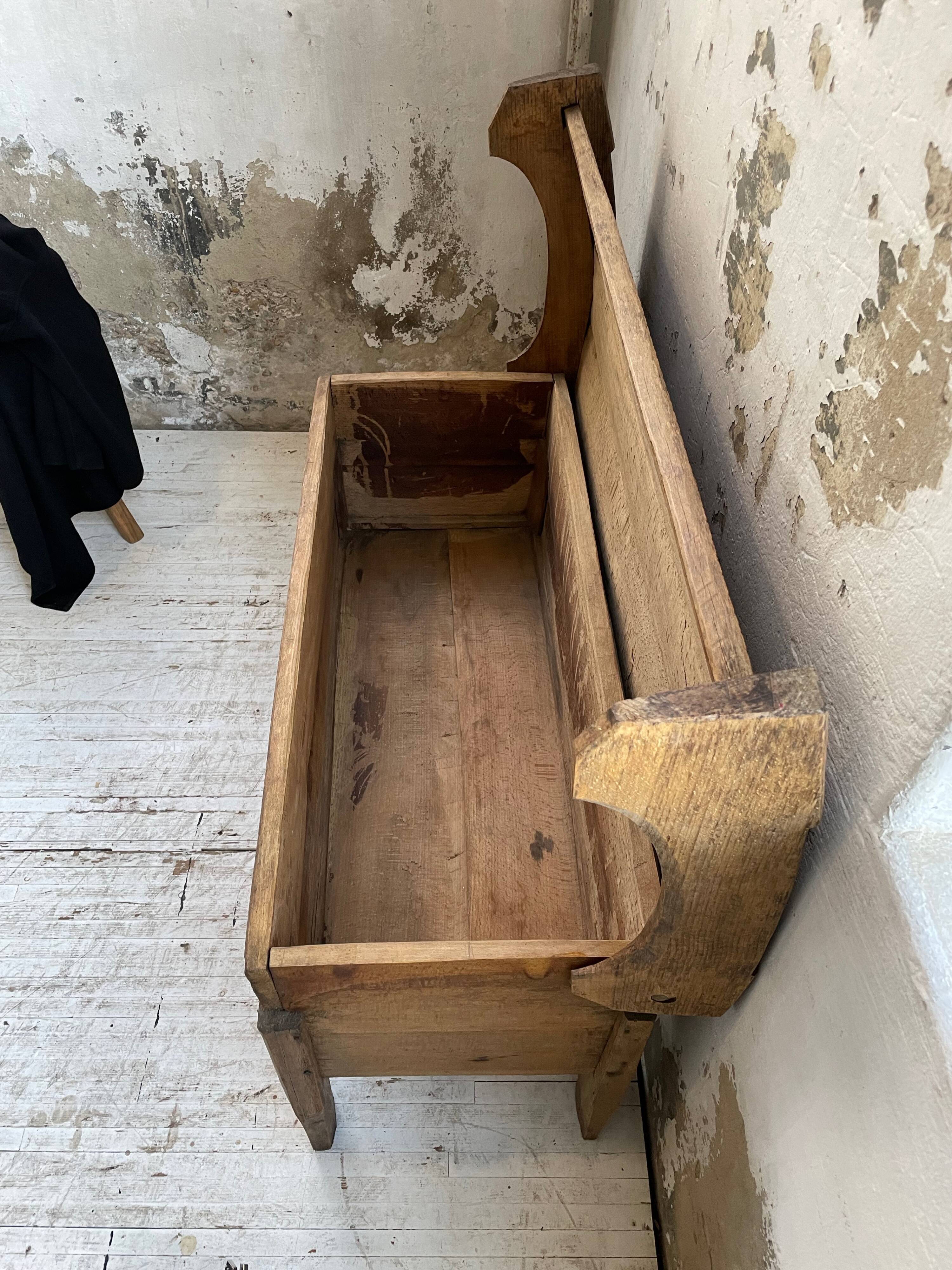 Shepherd's chest Vosges 1900 popular art