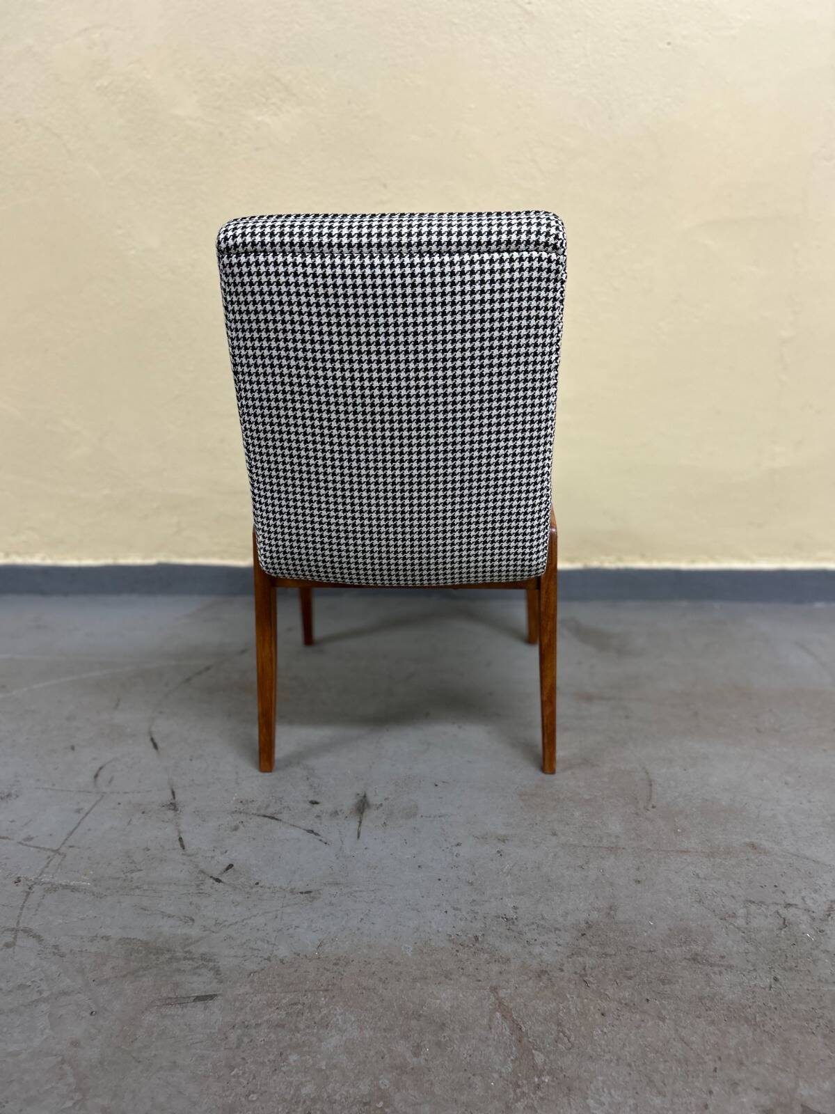 Model 200-125 Aga Lounge Chair, 1970s,