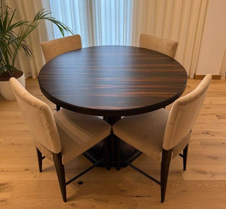 Elegant Extendable Dining Table in Macassar, Italy, 1970s