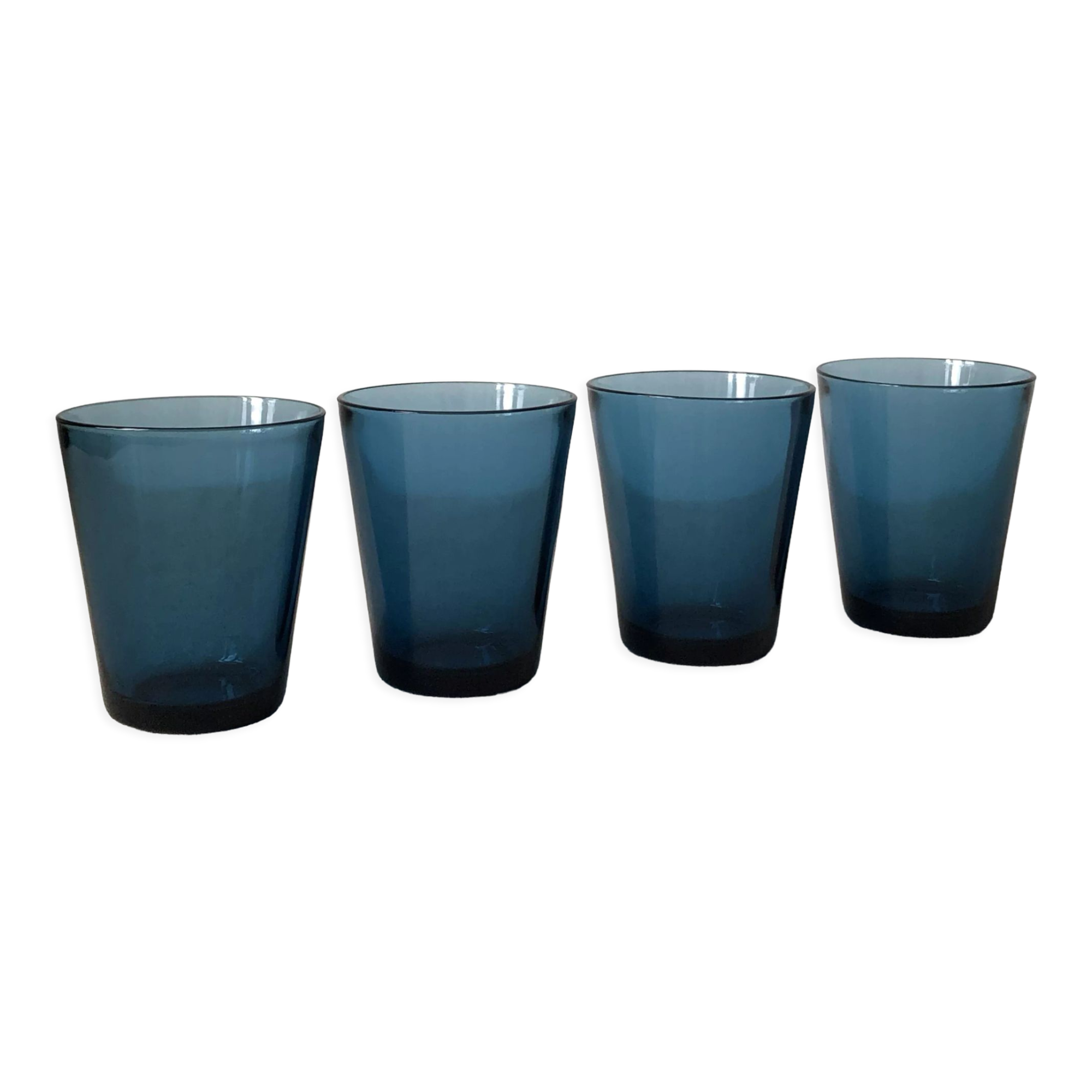 Set of 4 blue translucent water glasses, very thick glass base, sixties model, Vereco FR