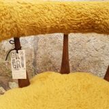 Fauteuil moumoute moutarde