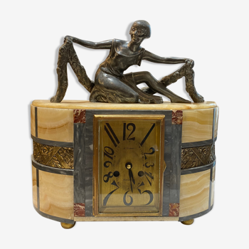 Pendule Art Déco en marbre et bronze