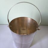 Former ice bucket