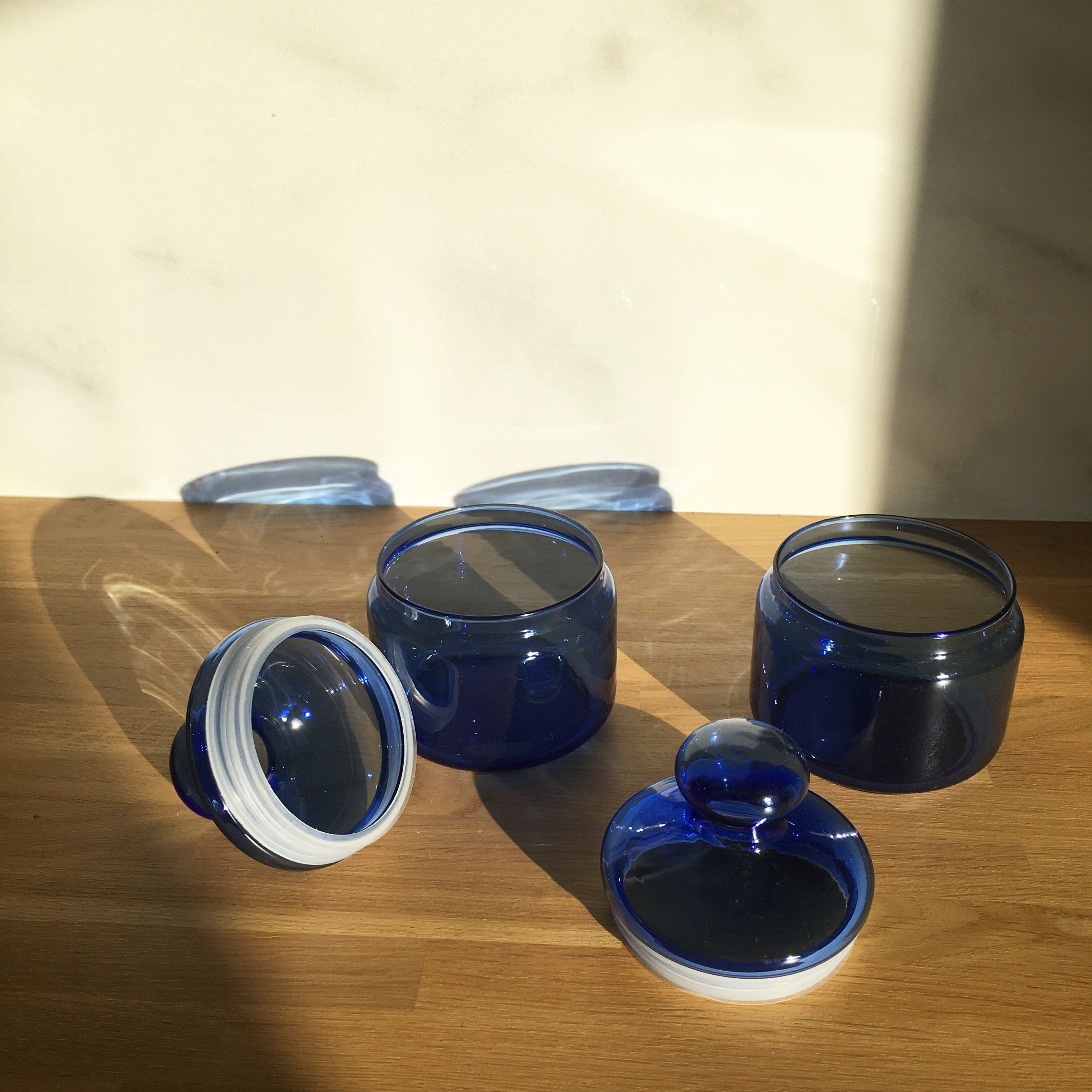 Lot of two old blue glass jars