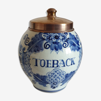 Tobacco pot