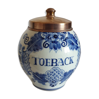 Tobacco pot
