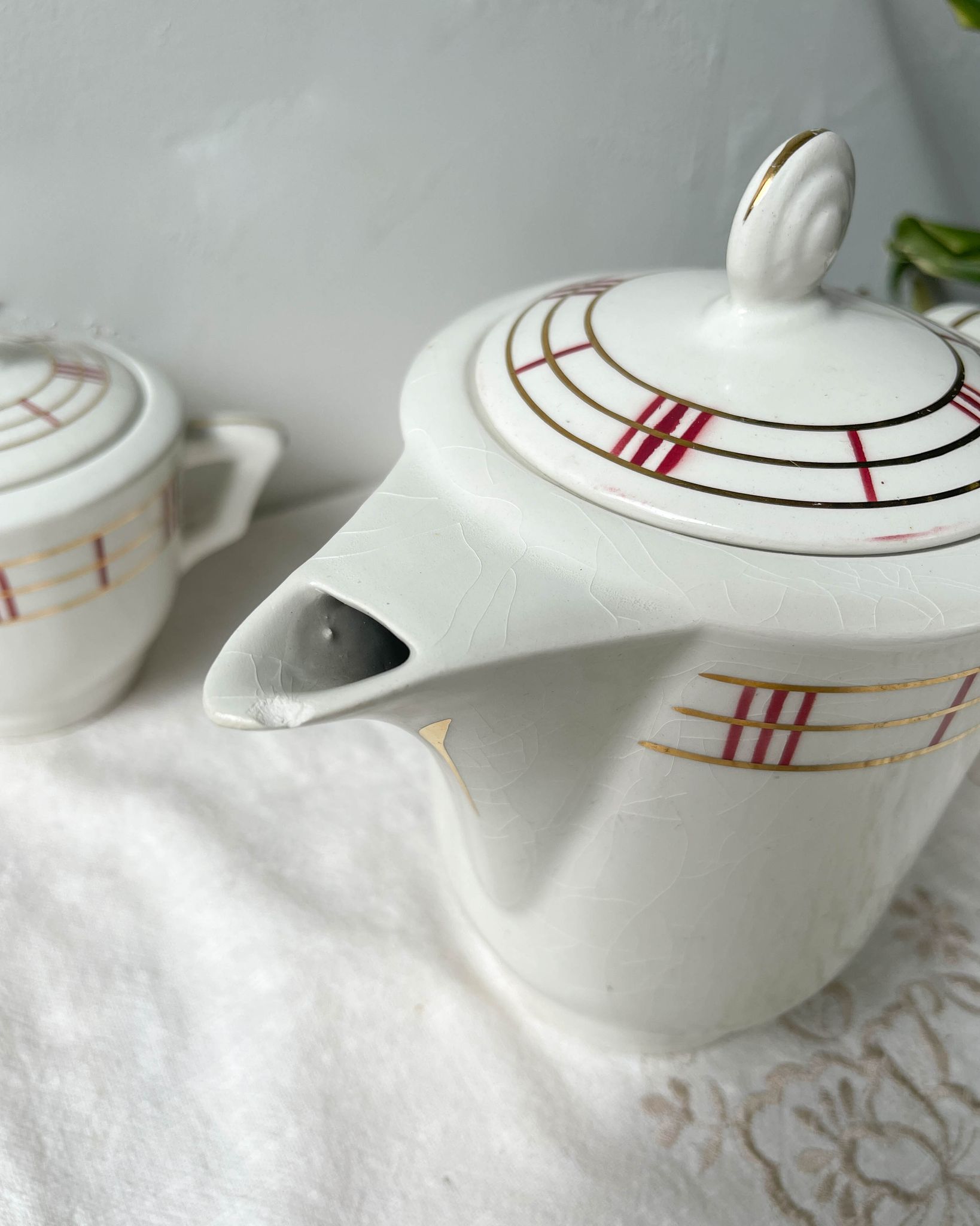 Vintage tea set in white porcelain with stripes, Moulin des Loups orcerame model "Richelieu"