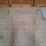 2 plexiglass nesting tables