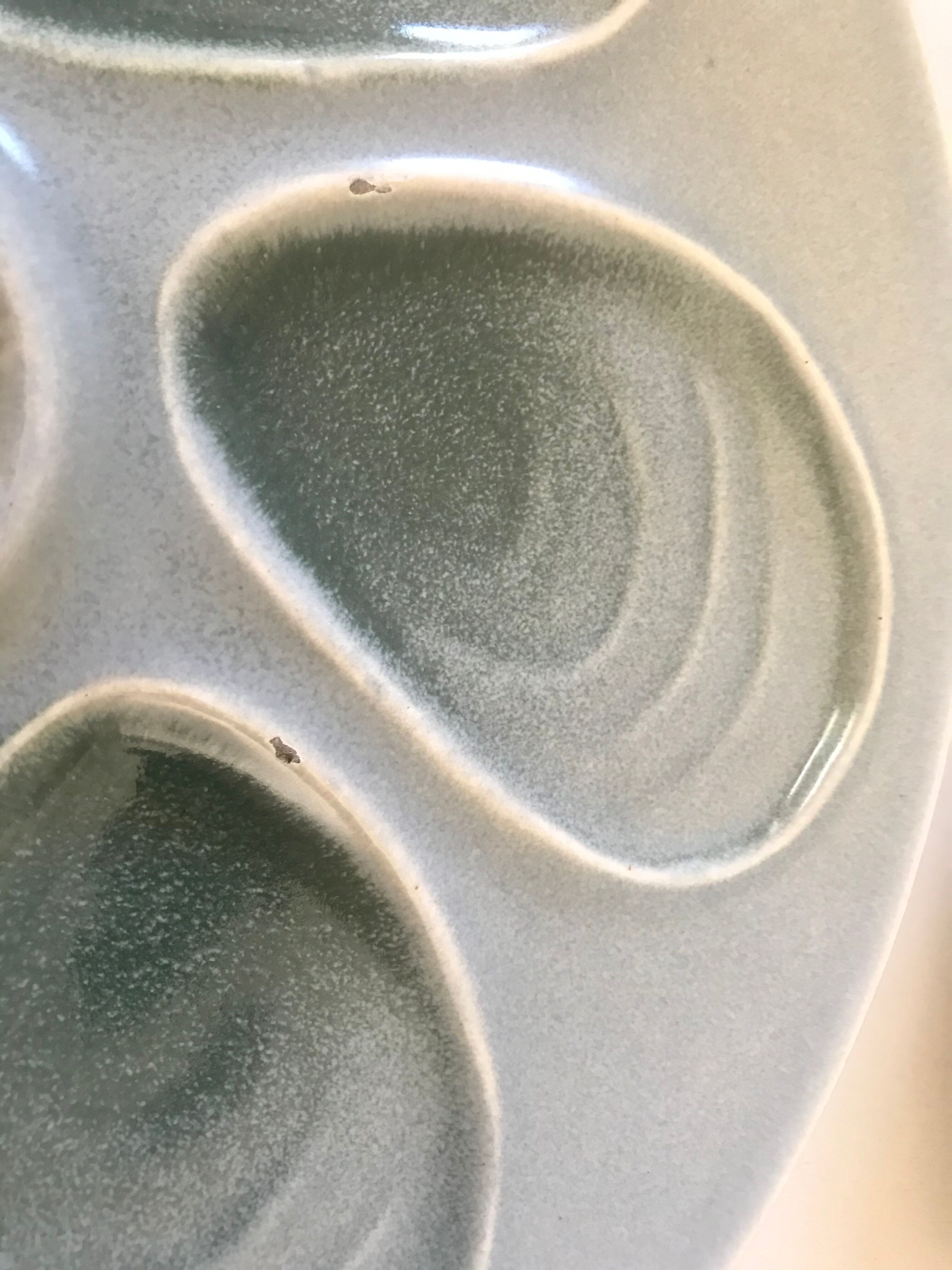 Six Salins oyster plates