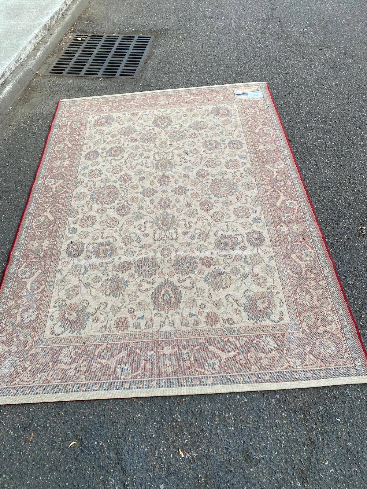 Burgundy wool oriental-style carpet Prado Belutch Belgium 160x230cm