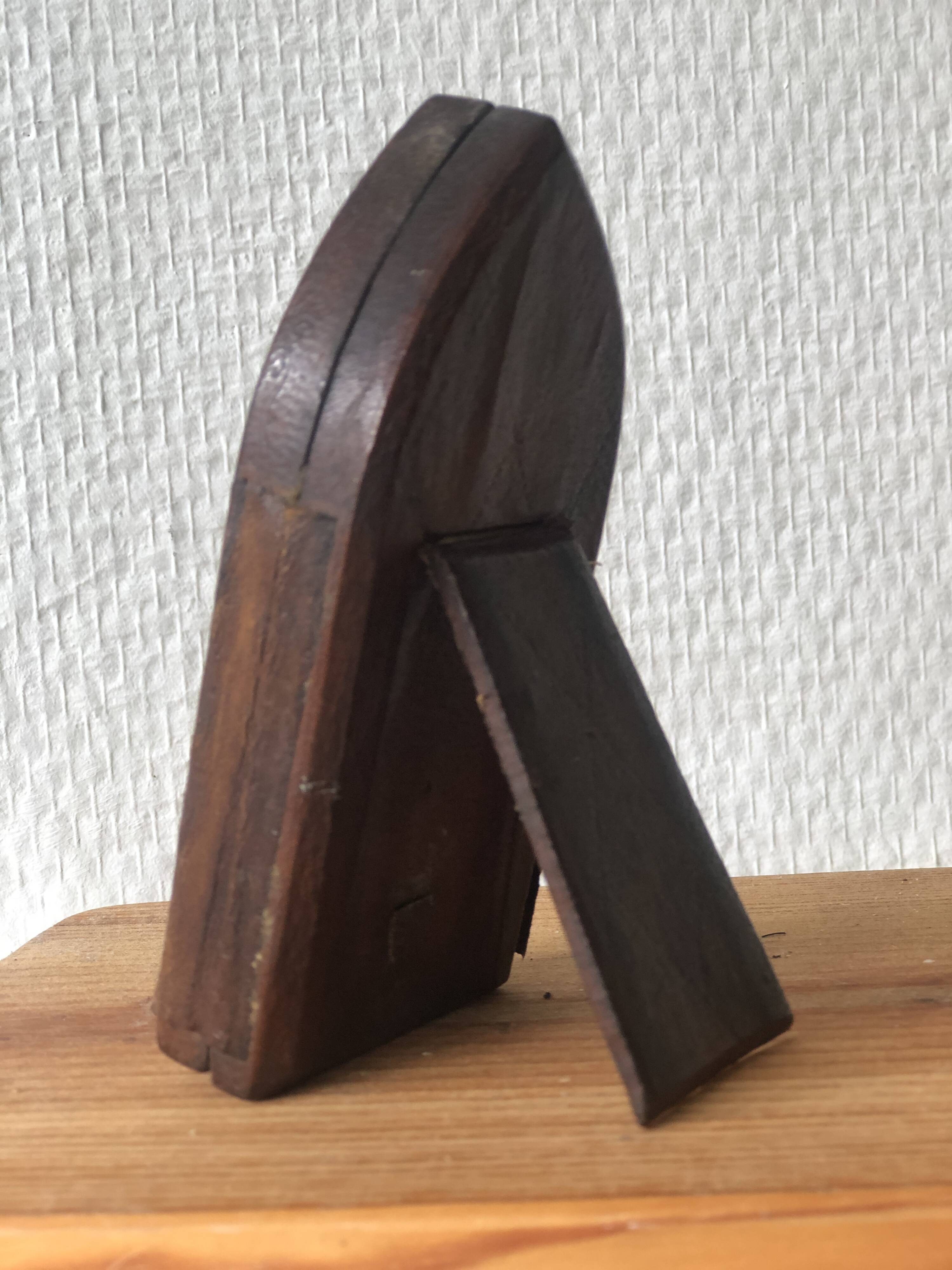 Ancient reliquary / religious altar