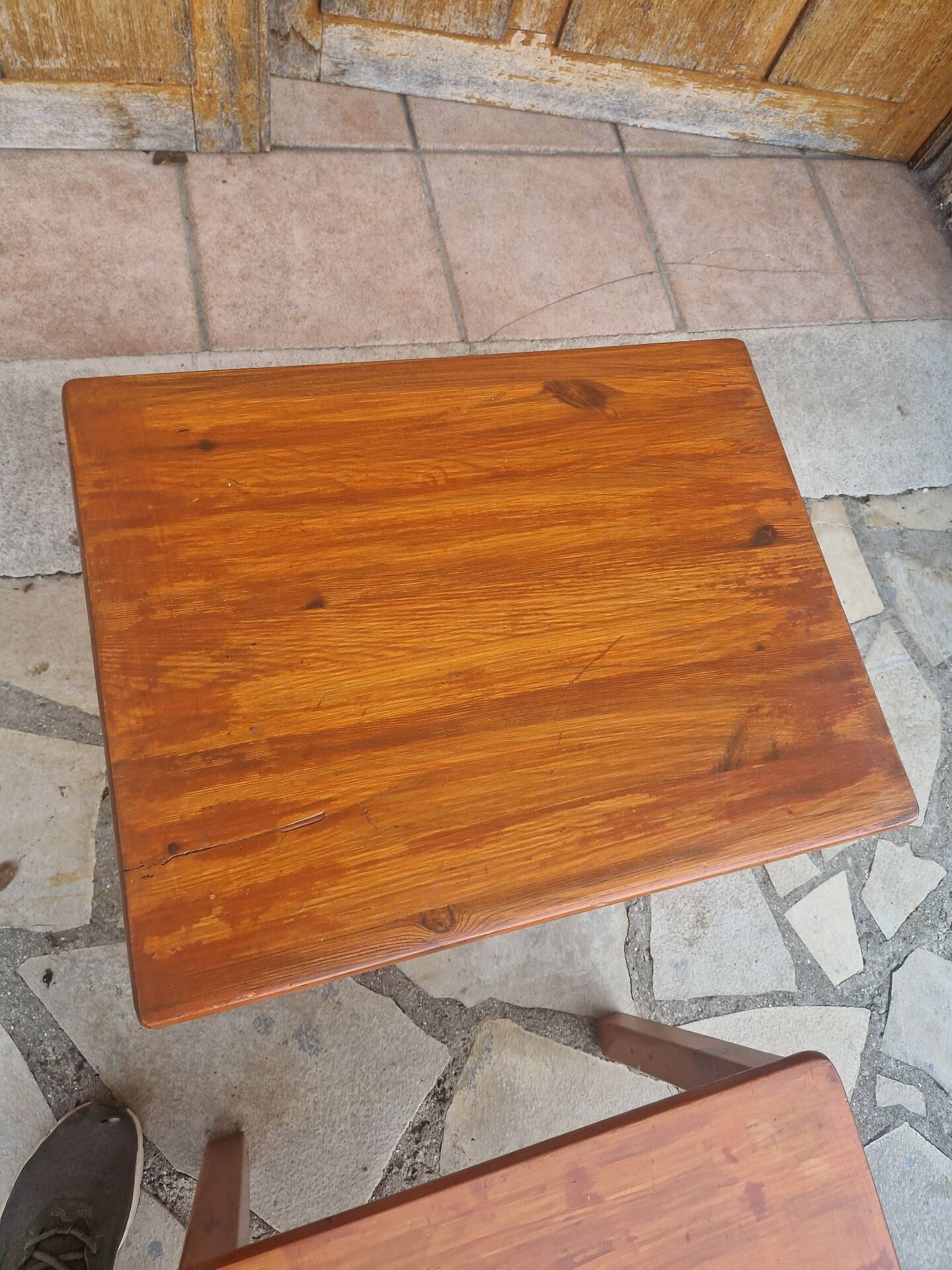 Vintage Scandinavian nesting coffee table