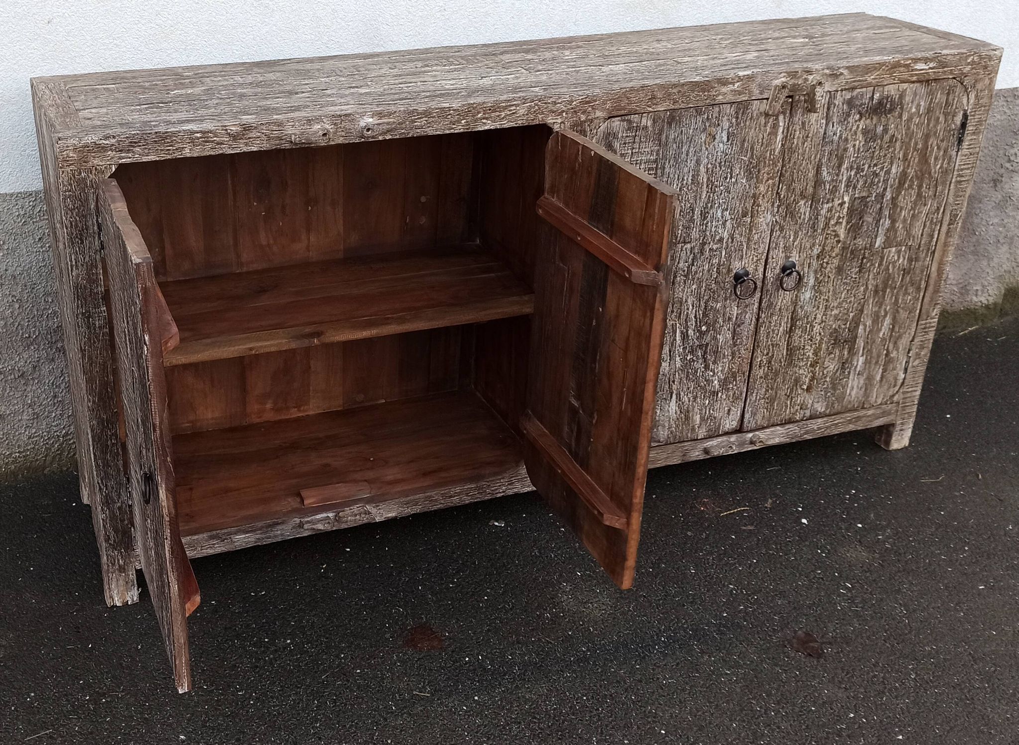Buffet 4 portes en bois brut