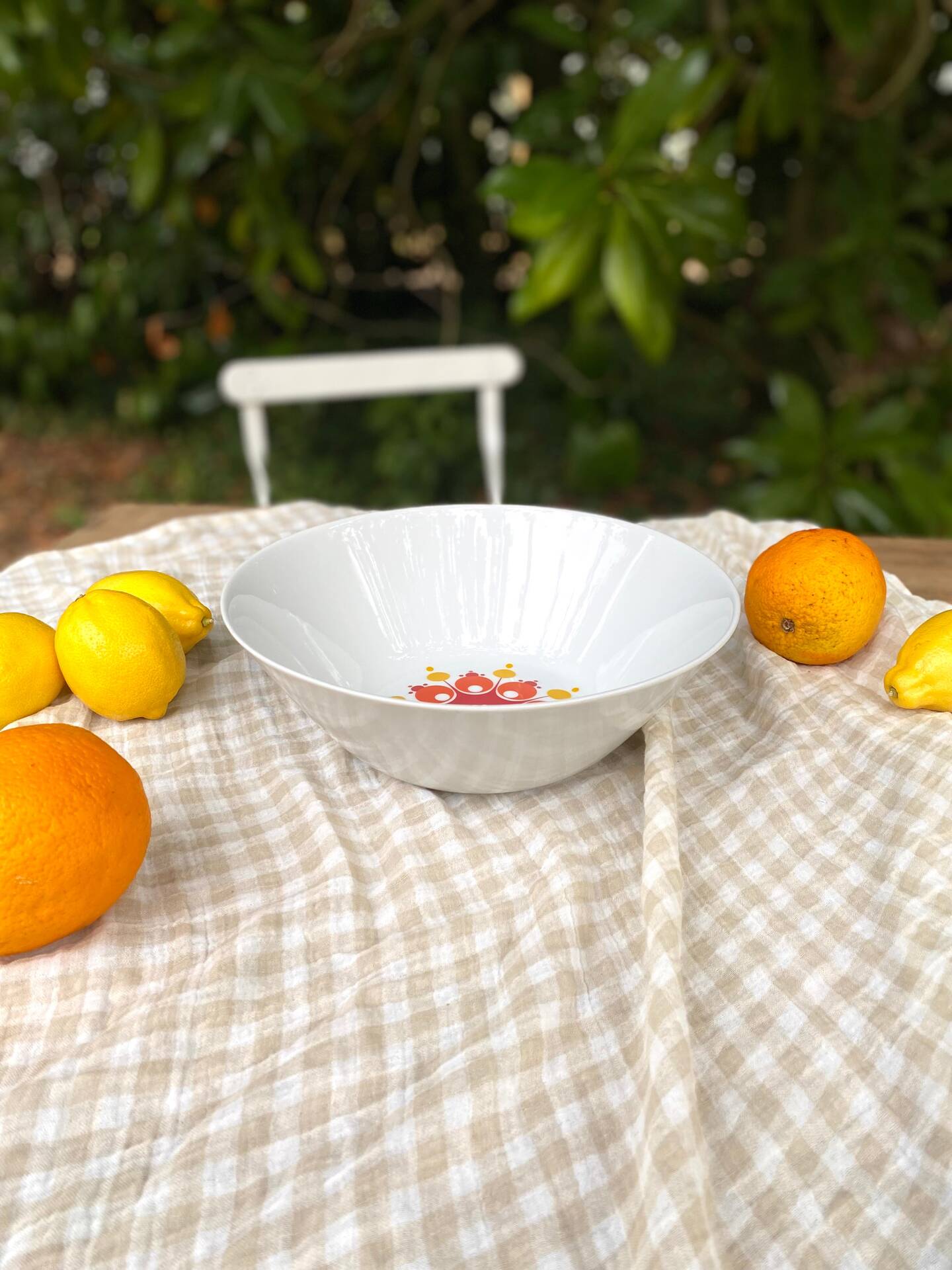 Winterling Schwarzenbach salad bowl, pop sun decor