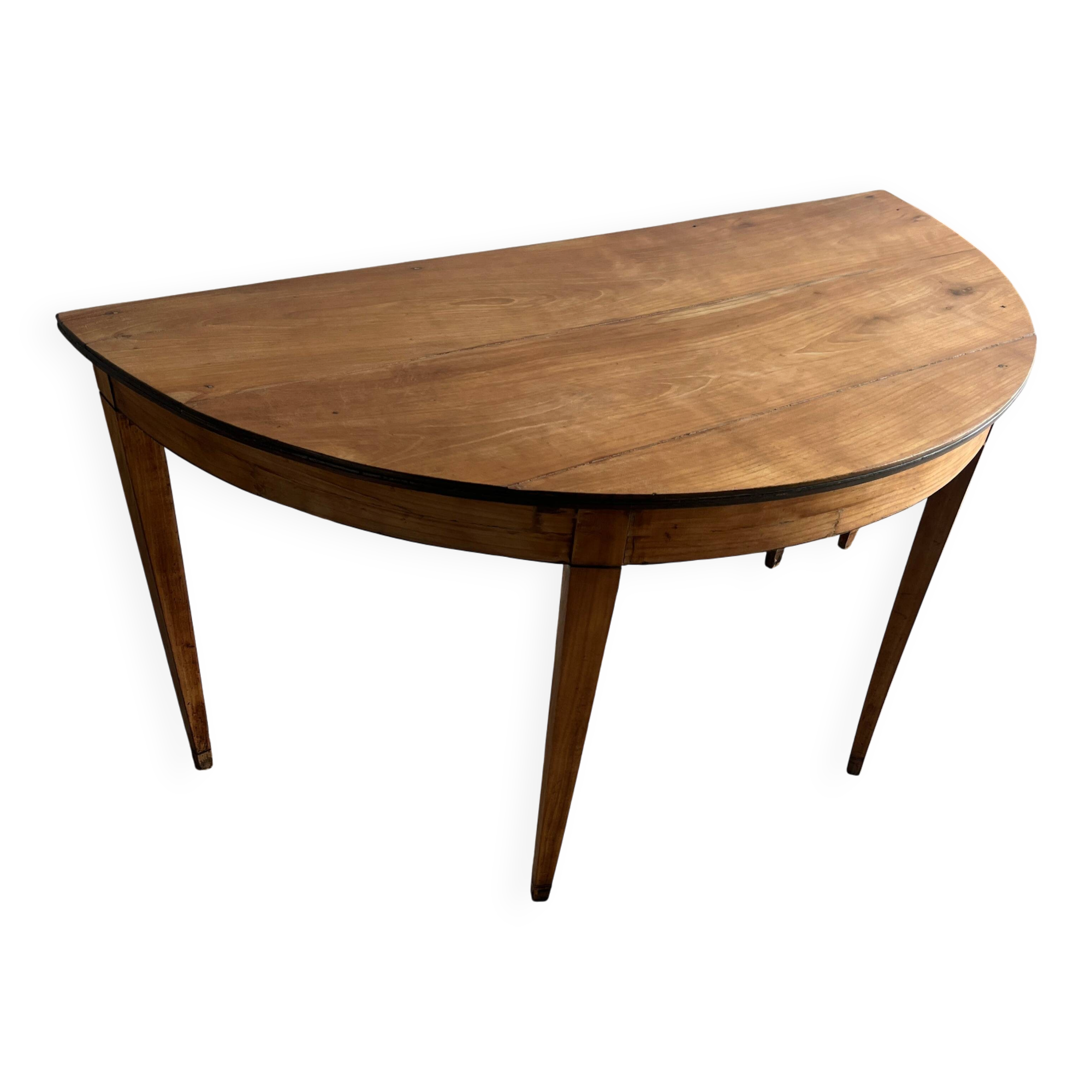 Paire de consoles demi-lune, XIXe siècle