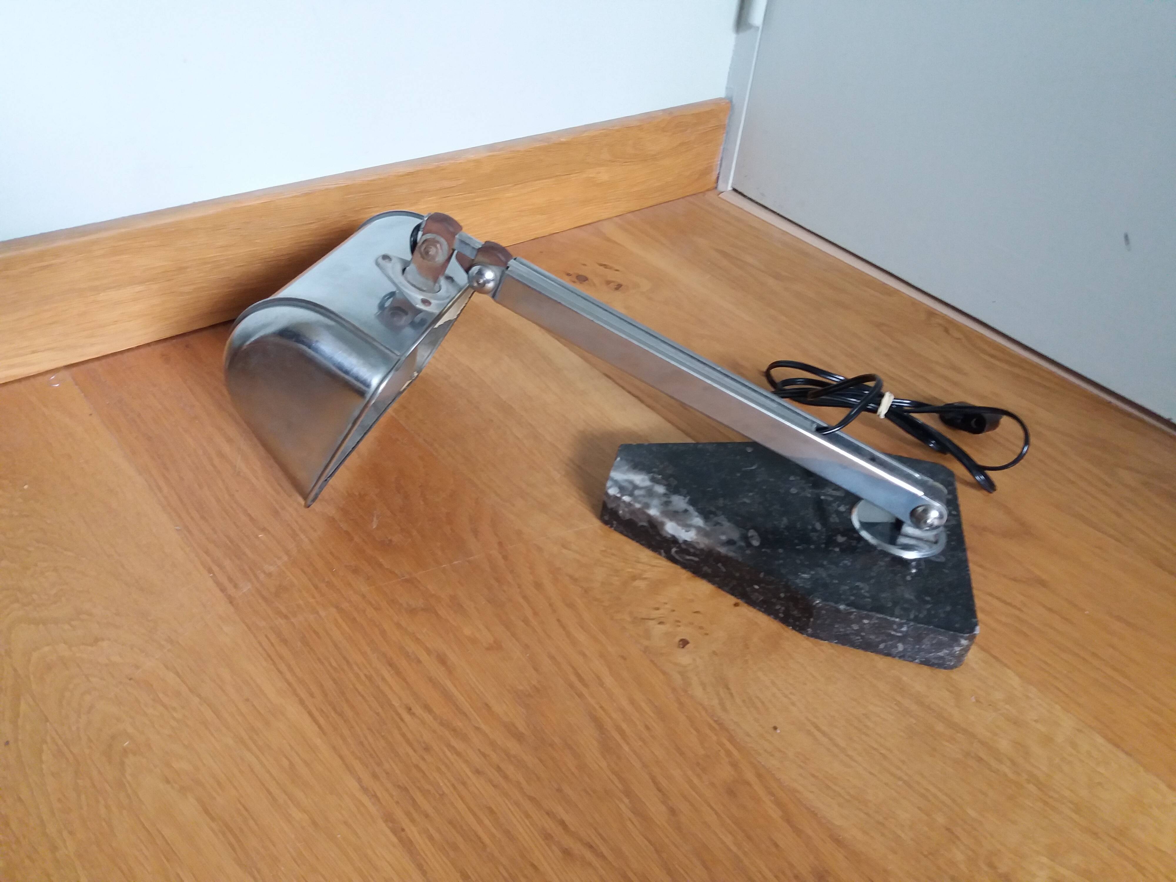 Art Deco “French craftsmanship” articulated lamp